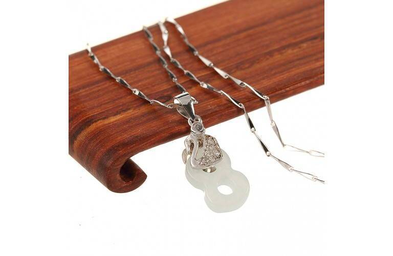 COLLIER DE FORTUNE - Jade et Argent COLLIER DE FORTUNE - Jade et Argent