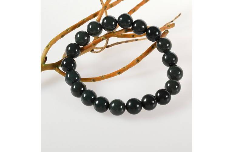 BRACELET CLASSIQUE en JADE VERT BRACELET CLASSIQUE en JADE VERT