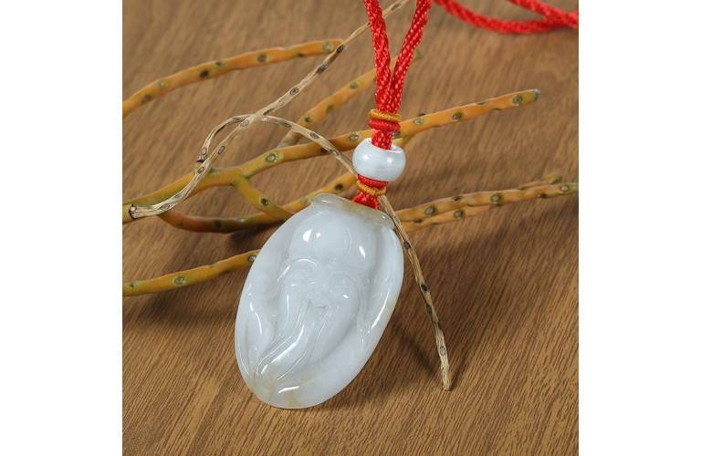 COLLIER DIEU de la LONGéVITé en JADE COLLIER DIEU de la LONGéVITé en JADE