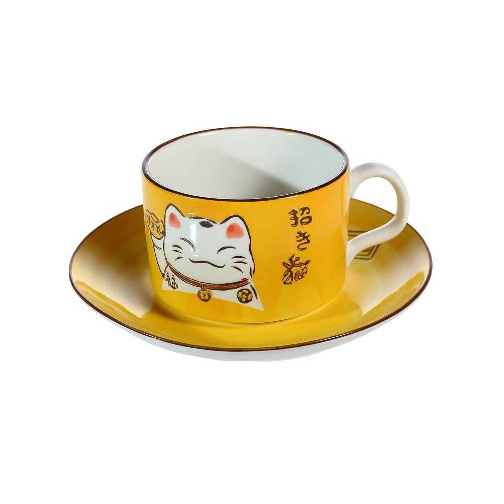 deux tasses a cafe au design japonais avec motif maneki neko 2 tasses a cafe maneki neko jaune