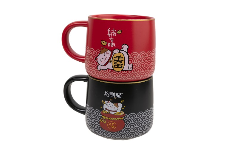 2 GRANDES TASSES MANEKI NEKO