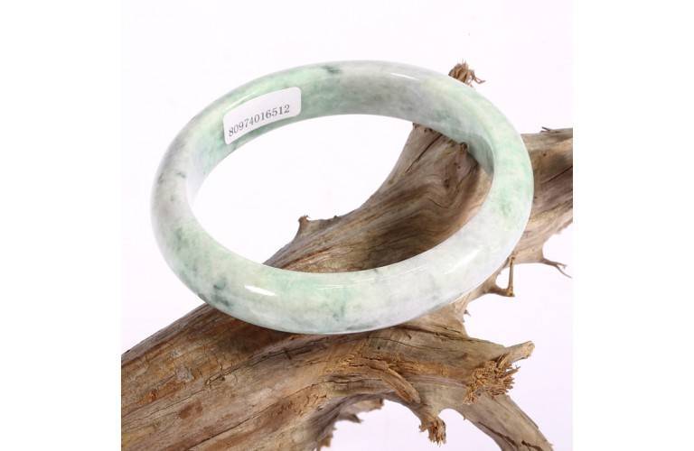 BRACELET JONC en JADE BRACELET JONC en JADE