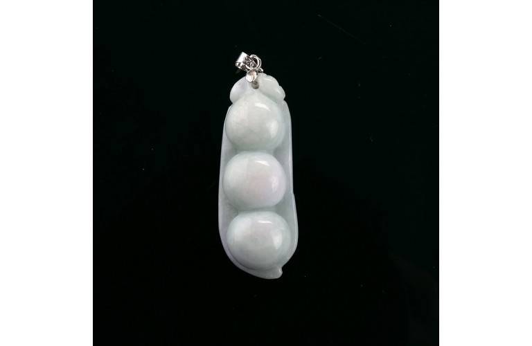 PENDENTIF HARICOT de PROSPERITE en JADE