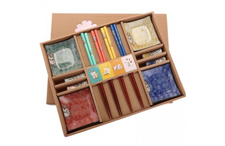 COFFRET JAPONAIS Baguettes et Sauciers COFFRET JAPONAIS Baguettes et Sauciers