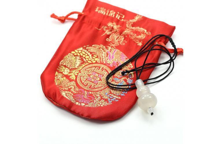 COLLIER FENG SHUI GOURDE WU LOU COLLIER FENG SHUI GOURDE WU LOU