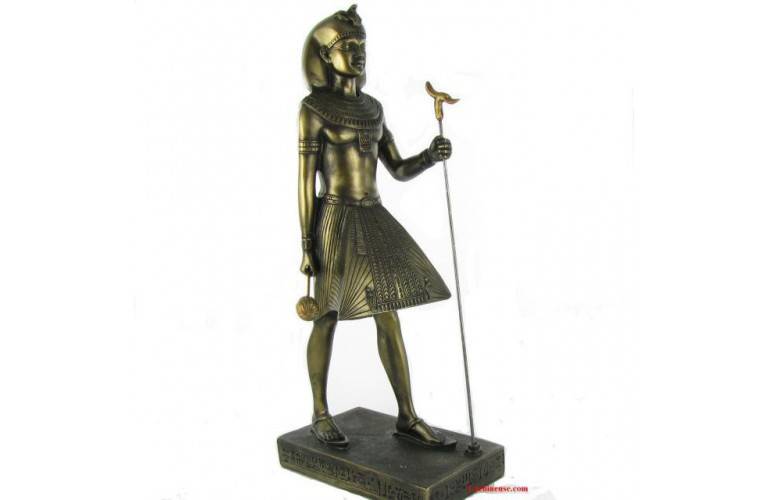STATUETTE GRAND CHAMBELLAN EGYPTIEN STATUETTE GRAND CHAMBELLAN EGYPTIEN