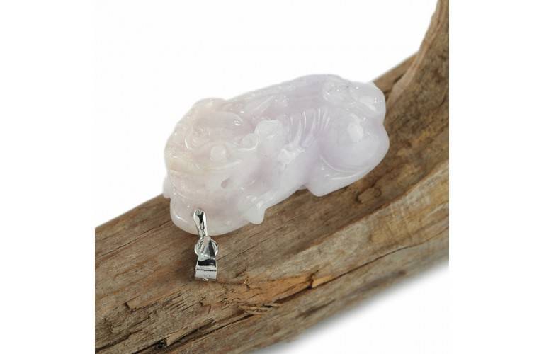 PENDENTIF PI XIU PORTE BONHEUR EN JADE PENDENTIF PI XIU PORTE BONHEUR EN JADE
