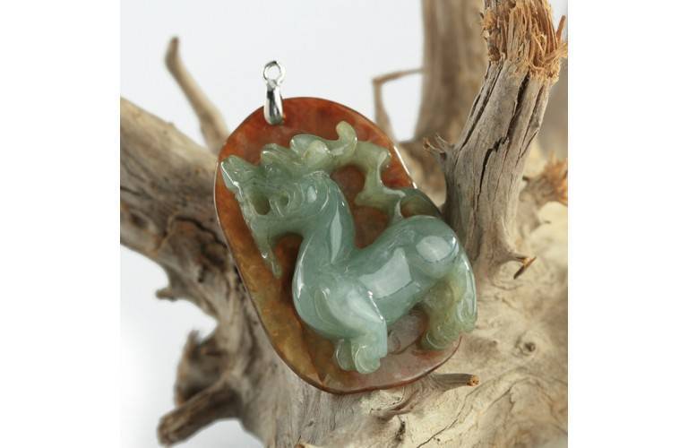 PENDENTIF PI XIU de FORTUNE RELIEF en JADE PENDENTIF PI XIU de FORTUNE RELIEF en JADE
